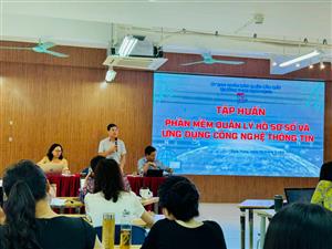 CÁN BỘ, GIÁO VIÊN TRƯỜNG THCS DỊCH VỌNG TẬP HUẤN  “PHẦN MỀM QUẢN LÝ HỒ SƠ SỐ VÀ ỨNG DỤNG CNTT”