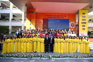 LỄ KỈ NIỆM 41 NĂM NGÀY NHÀ GIÁO VIỆT NAM (20/11/1982 -  20/11/2023) TẠI TRƯỜNG THCS DỊCH VỌNG