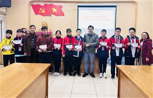 TRƯỜNG THCS DỊCH VỌNG GẶP MẶT ĐỘI TUYỂN TOÁN VÀ TIN HỌC TRẺ