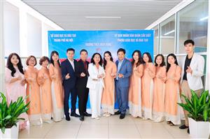 Thành công rực rỡ với chuyên đề Tiếng Anh cấp Thành phố tại Trường THCS Dịch Vọng