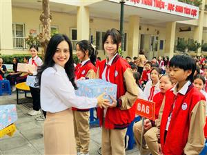 🎉🎉🎉TRƯỜNG THCS DỊCH VỌNG HÂN HOAN CHÀO ĐÓN TÂN HIỆU TRƯỞNG - NHÀ GIÁO,TS. PHẠM THỊ NHƯ HOA 🌺🌺🌺