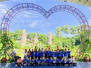 HỌC SINH THCS DỊCH VỌNG HÀO HỨNG KHÁM PHÁ HỒ NÚI CỐC – HÀNH TRÌNH TRẢI NGHIỆM ĐẦY Ý NGHĨA