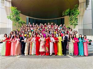 🌍GIÁO VIÊN TRƯỜNG THCS DỊCH VỌNG THAM GIA BỒI DƯỠNG, NÂNG CAO PHƯƠNG PHÁP DẠY HỌC VÀ CÔNG NGHỆ THÔNG TIN TẠI ÚC