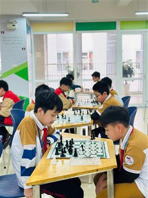 🌸 SÔI NỔI CÁC GIẢI ĐẤU THỂ THAO TRONG TUẦN LỄ TRẢI NGHIỆM “THỂ THAO – NGHỆ THUẬT” TRƯỜNG THCS DỊCH VỌNG 🌸