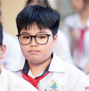 🌟 TIN VINH DANH: NGUYỄN PHÚC TUỆ MINH – "ĐÓA HOA TRÍ TUỆ" TỎA SÁNG CỦA LỚP 6A12 THCS DỊCH VỌNG!